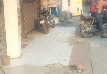 Shop for Rent in Madhu Vihar, Delhi