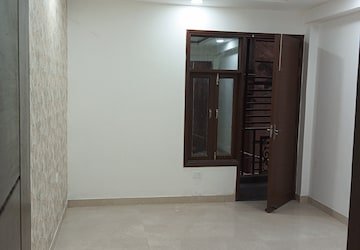 3 BHK Flat for Sale in Sultanpur, Delhi