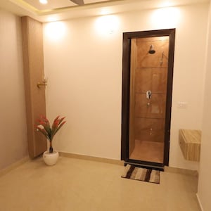 2.5 BHK Flat for Sale in Janakpuri, Delhi