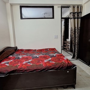 2 BHK Builder Floor for Sale in Palam Colony, Delhi